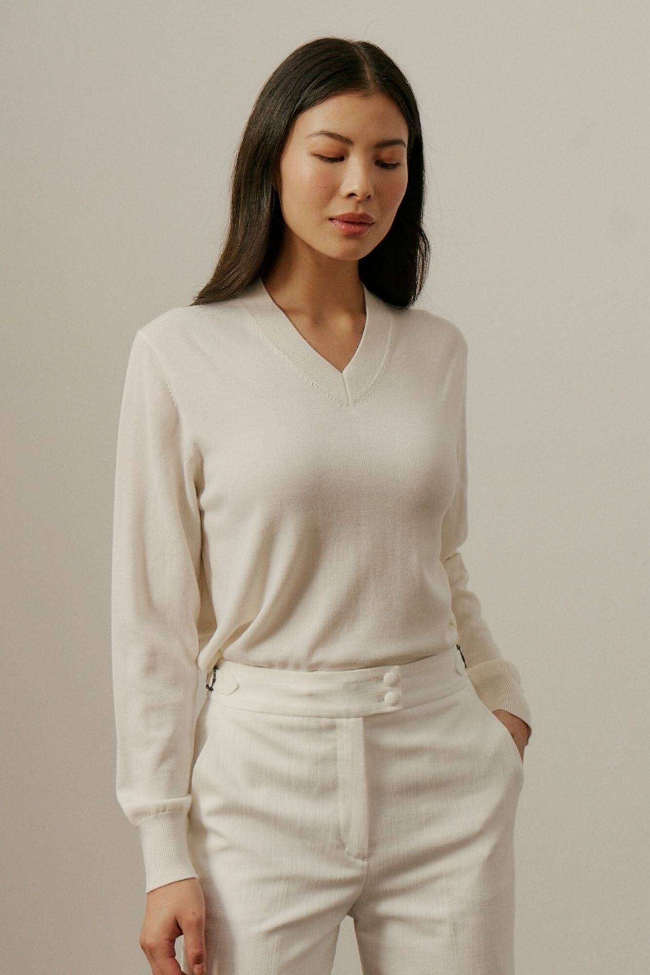 Women's V Neck Merino Wool Off White - Main Image