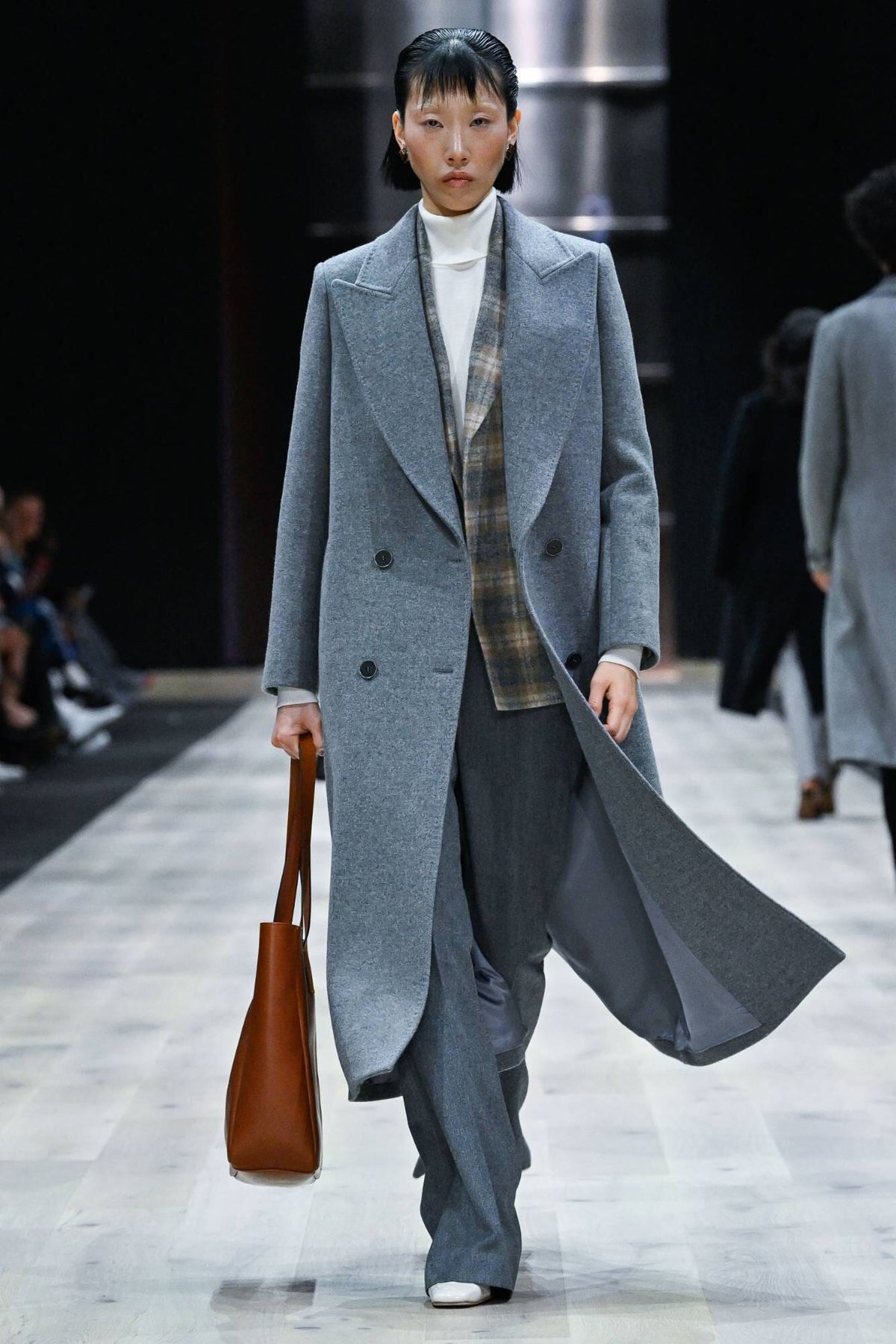 LOOK 7 - Long Wide Peak Coat in Grey Wool Silk