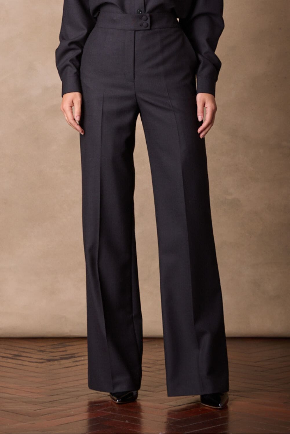Laura Pant - Black self Check