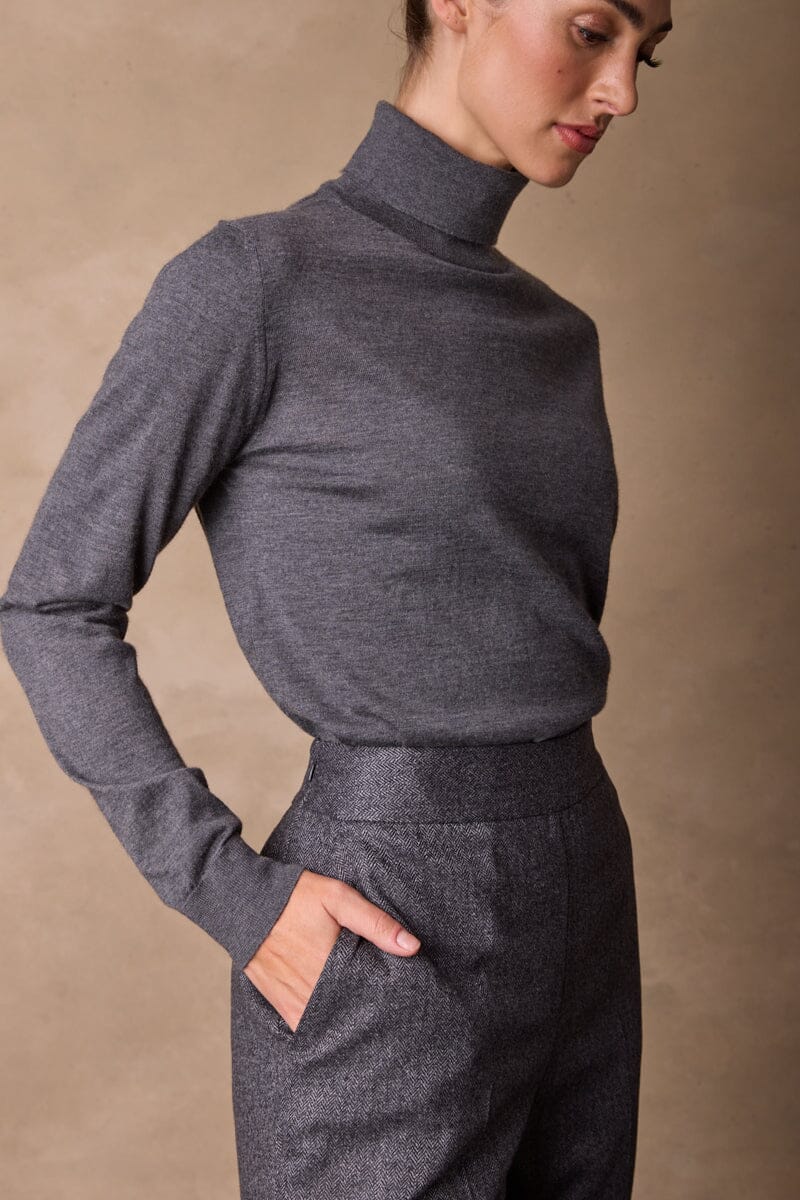Roll Neck Cashmere Knit (MTM Womenswear) - Mid Grey