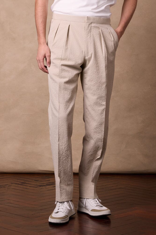 Bailey Pleated Trouser - Beige Seersucker