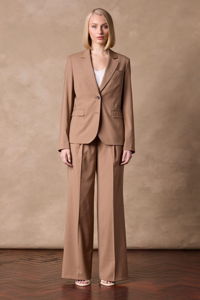 Lily/Emma Suit - Camel Wool