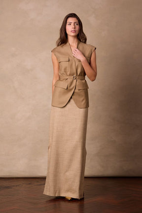 The Gabriela Sleeveless Jacket - Caramel Wool