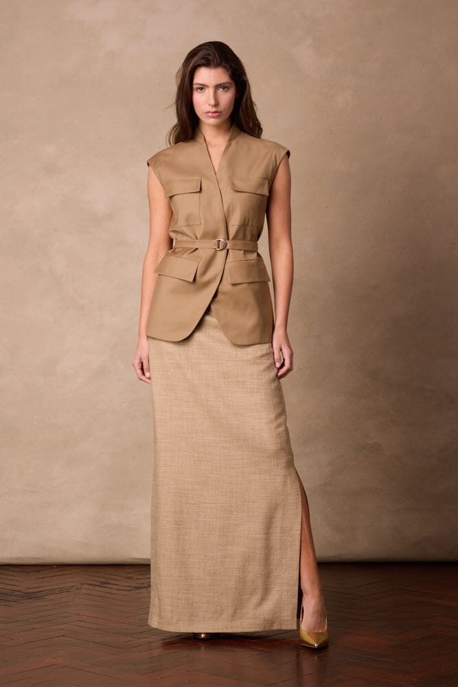 The Gabriela Sleeveless Jacket - Caramel Wool