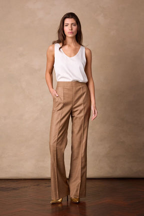 Laura Pant - Toffee