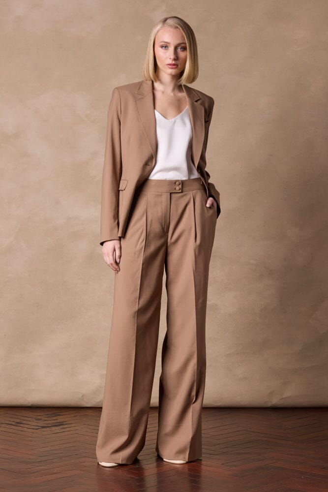 Lily/Emma Suit - Camel Wool